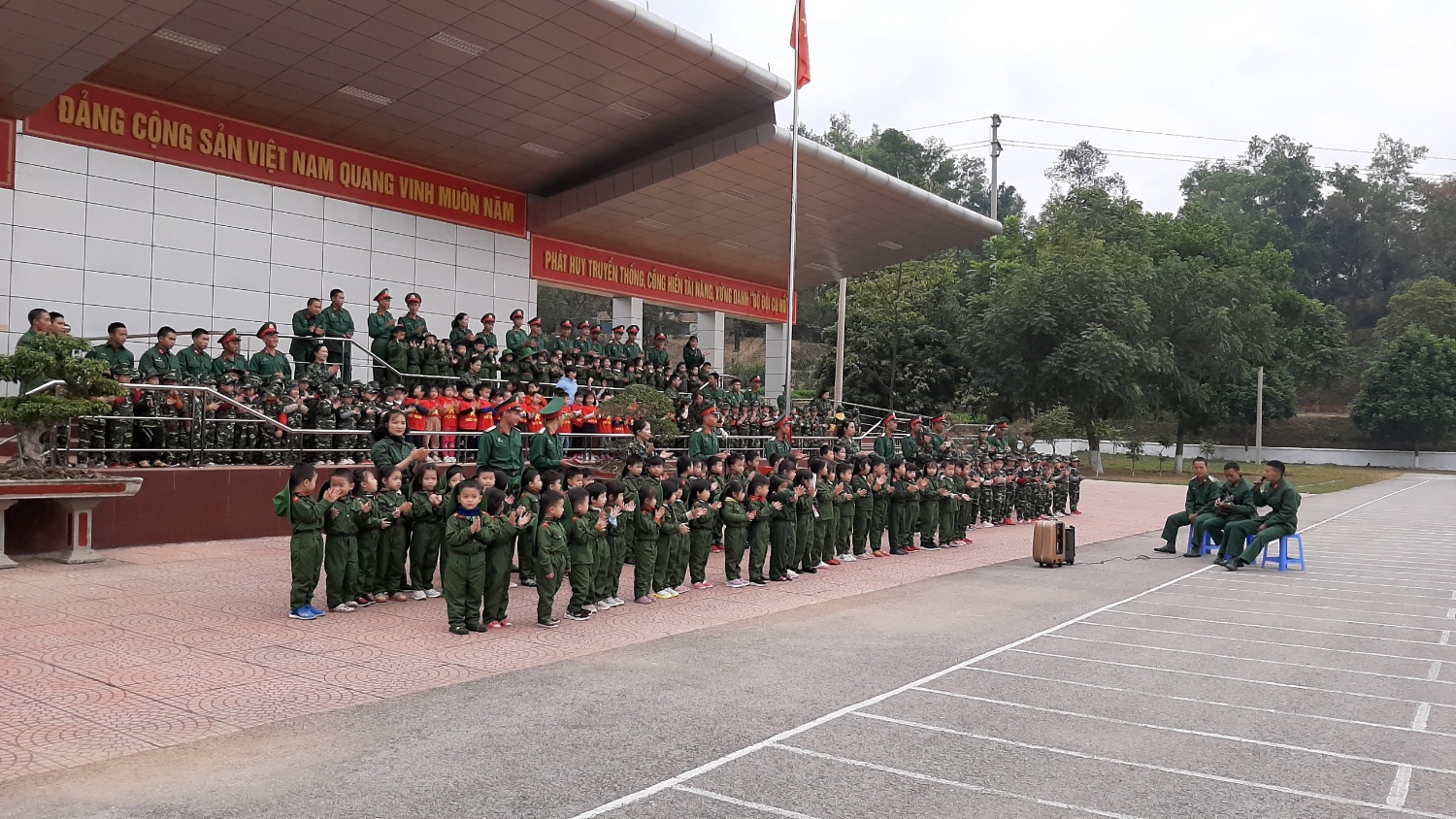 z2240341810135 2d1778210857166d3d0075ad0b7774be